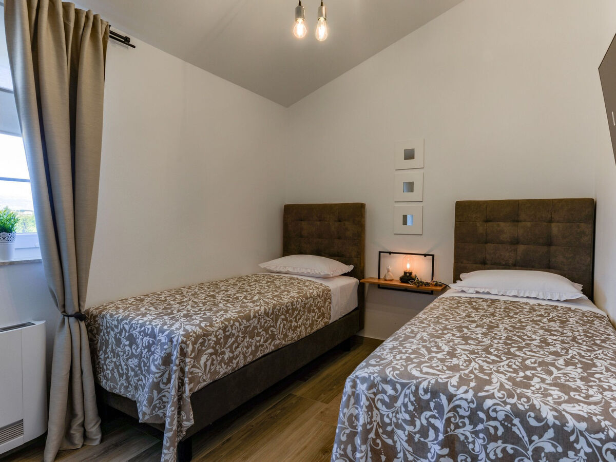 Villa Andamalu avec piscine chauffée à Nin - Photo 21