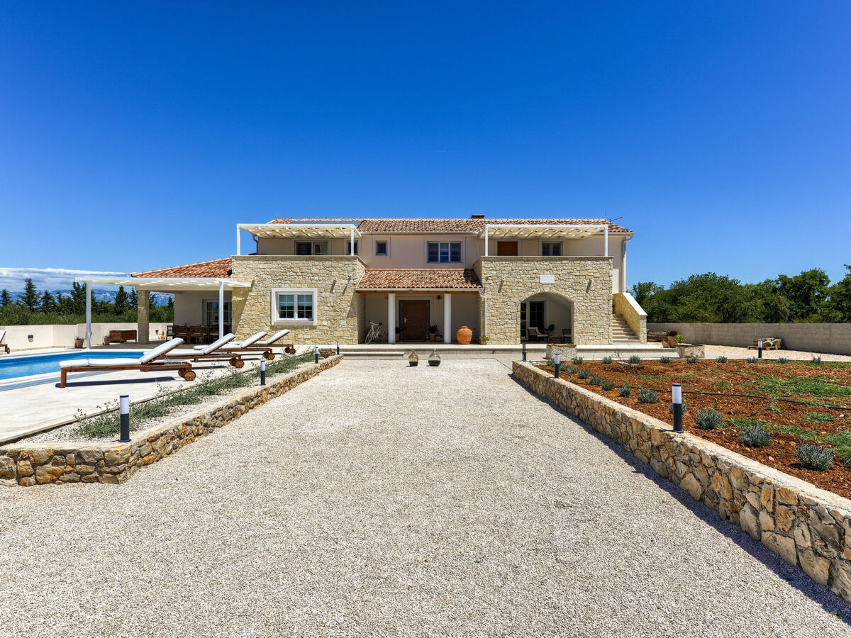 Villa Andamalu avec piscine chauffée à Nin - Photo 32