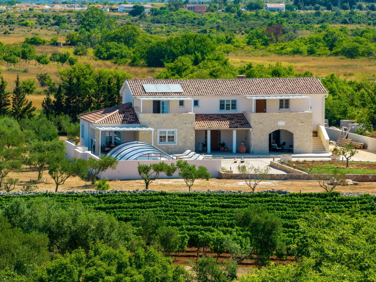 Villa Andamalu avec piscine chauffée à Nin - Photo 39