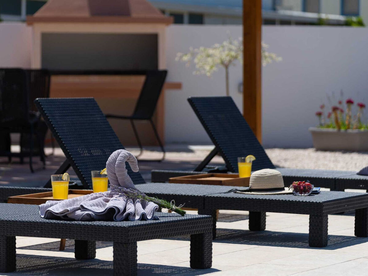 Villa First Hill avec piscine chauffée à Nin - Photo 9