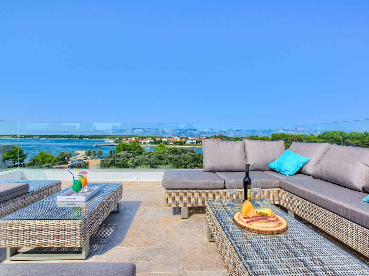 Villa Tamaria avec piscine chauffée à Nin - Photo 2