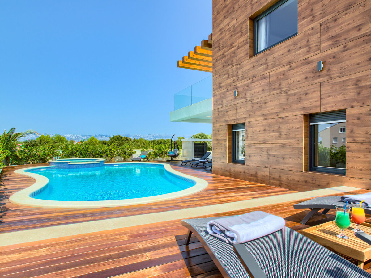 Villa Tamaria avec piscine chauffée à Nin - Photo 4