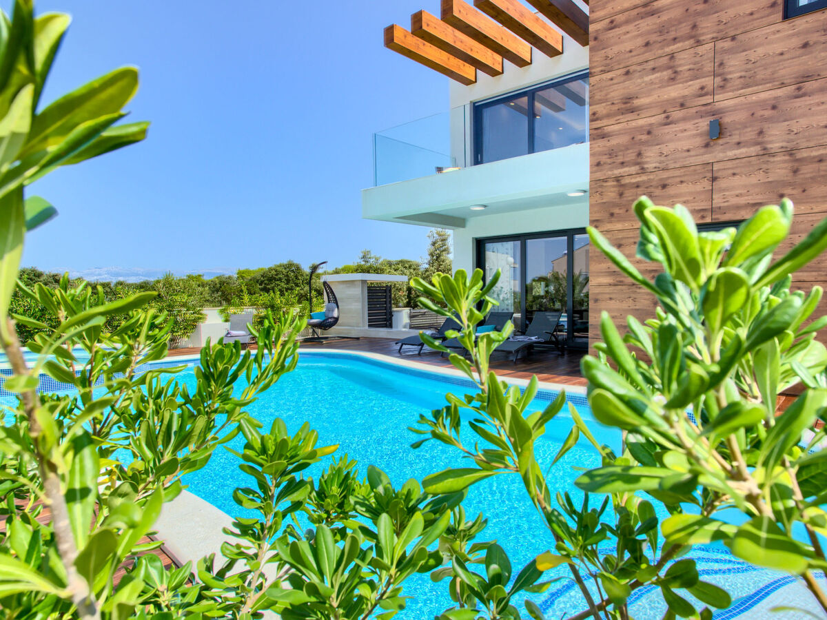 Villa Tamaria avec piscine chauffée à Nin - Photo 6