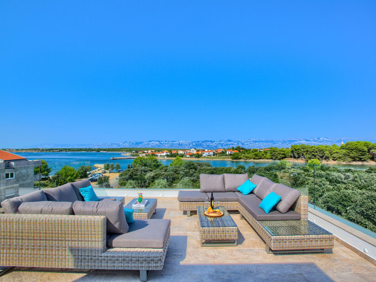 Villa Tamaria avec piscine chauffée à Nin - Photo 30
