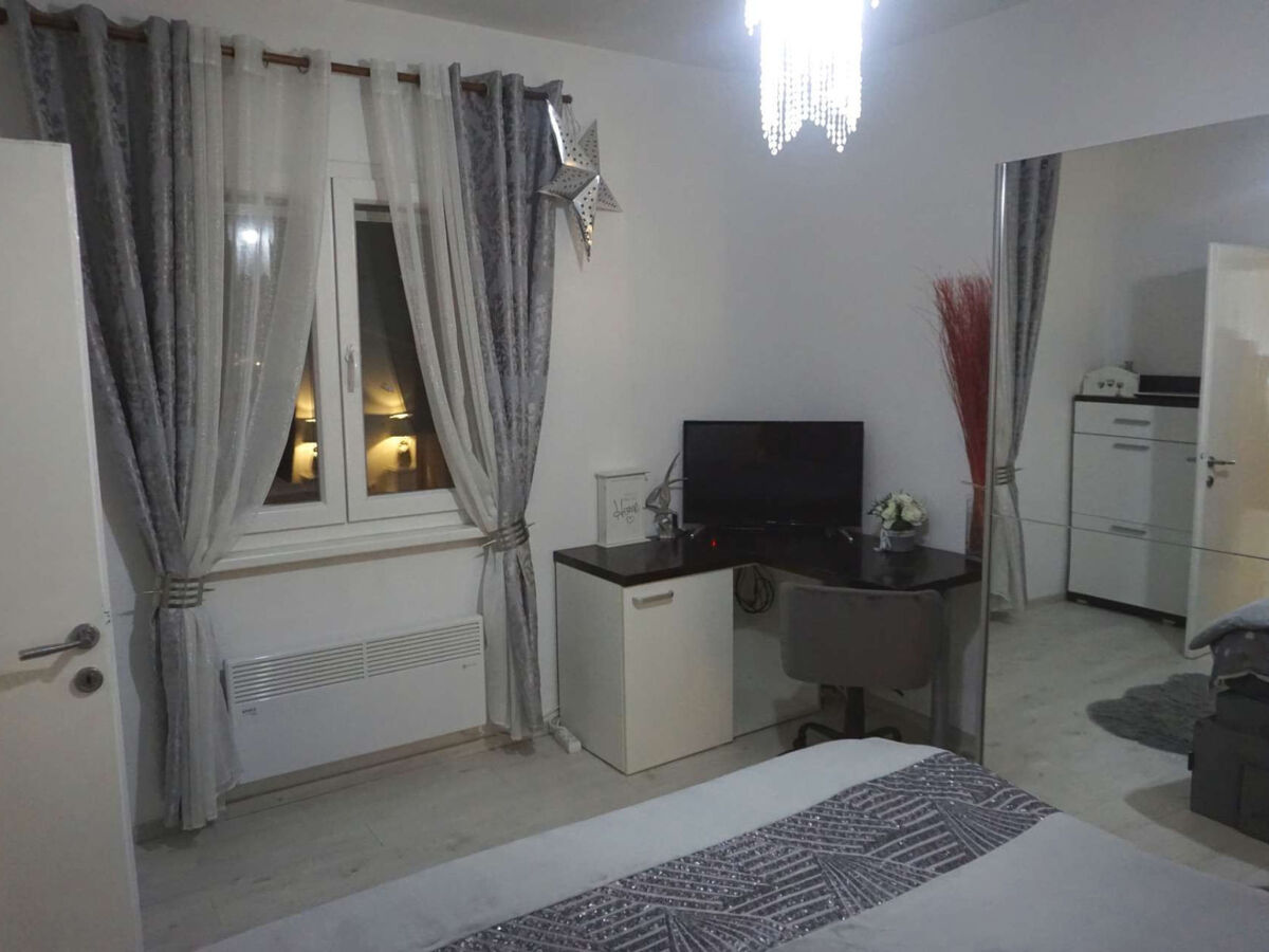 Maison Gatsby 3 chambres, 40 m de la plage à Petrčane - Photo 35