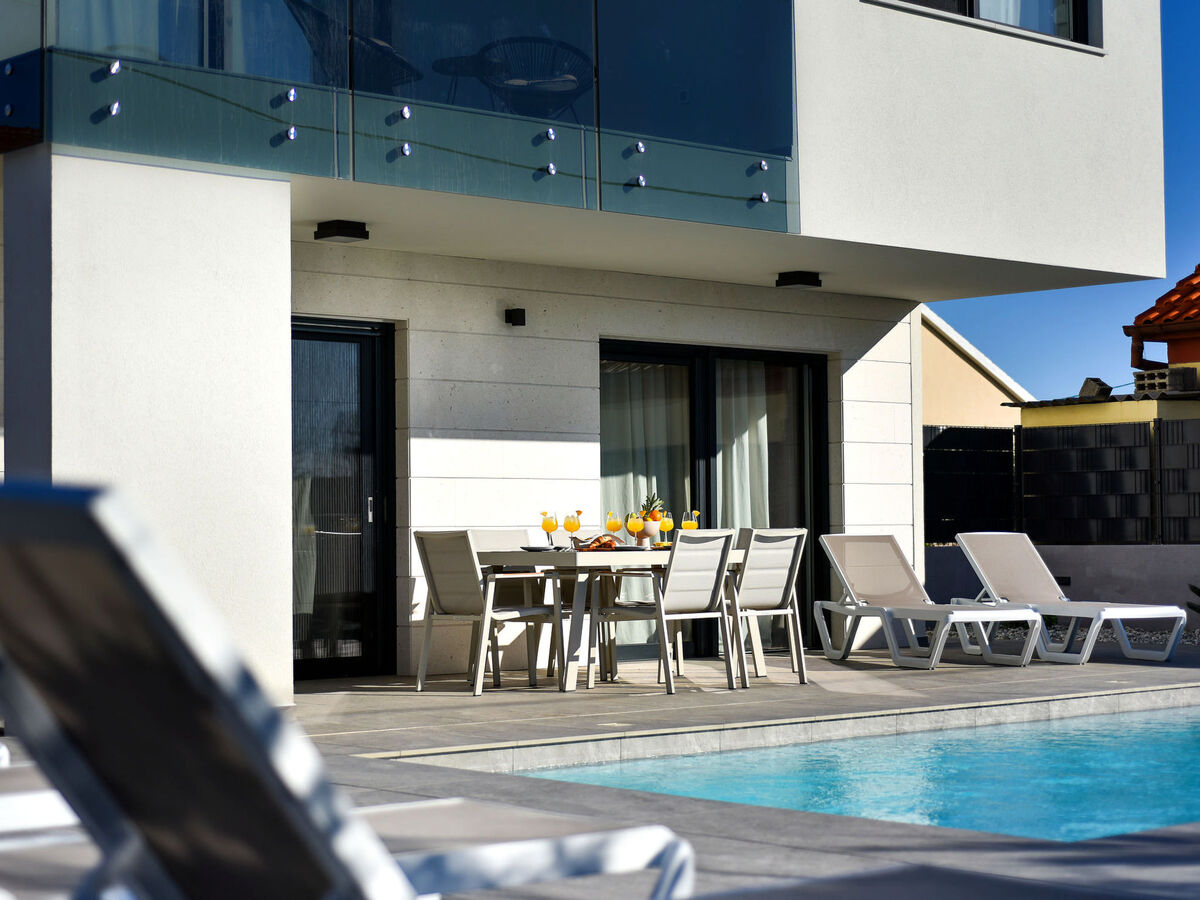 Villa Nostro Porto avec piscine chauffée à Kožino - Photo 6