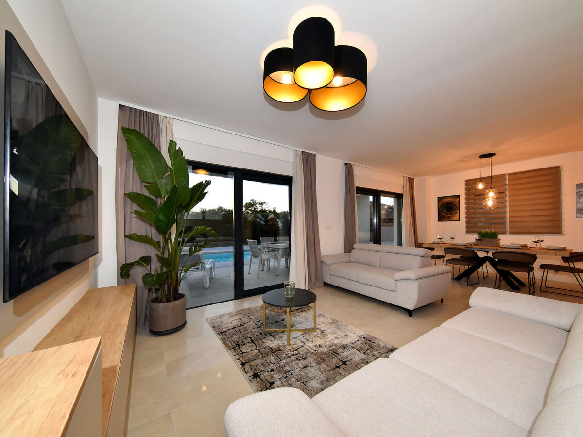 Villa Nostro Porto avec piscine chauffée à Kožino - Photo 10
