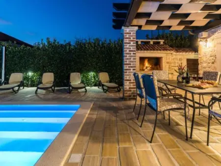 Stone Villa Petit Rustica with heated pool, Maison 6 personnes à Zadar Bibinje - Photo 19