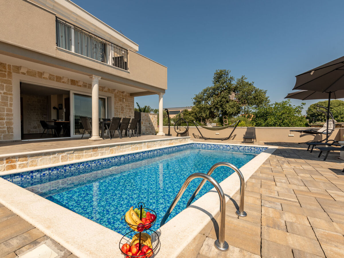 Maison Solea avec piscine privée pour 14 à Bibinje - Photo 25