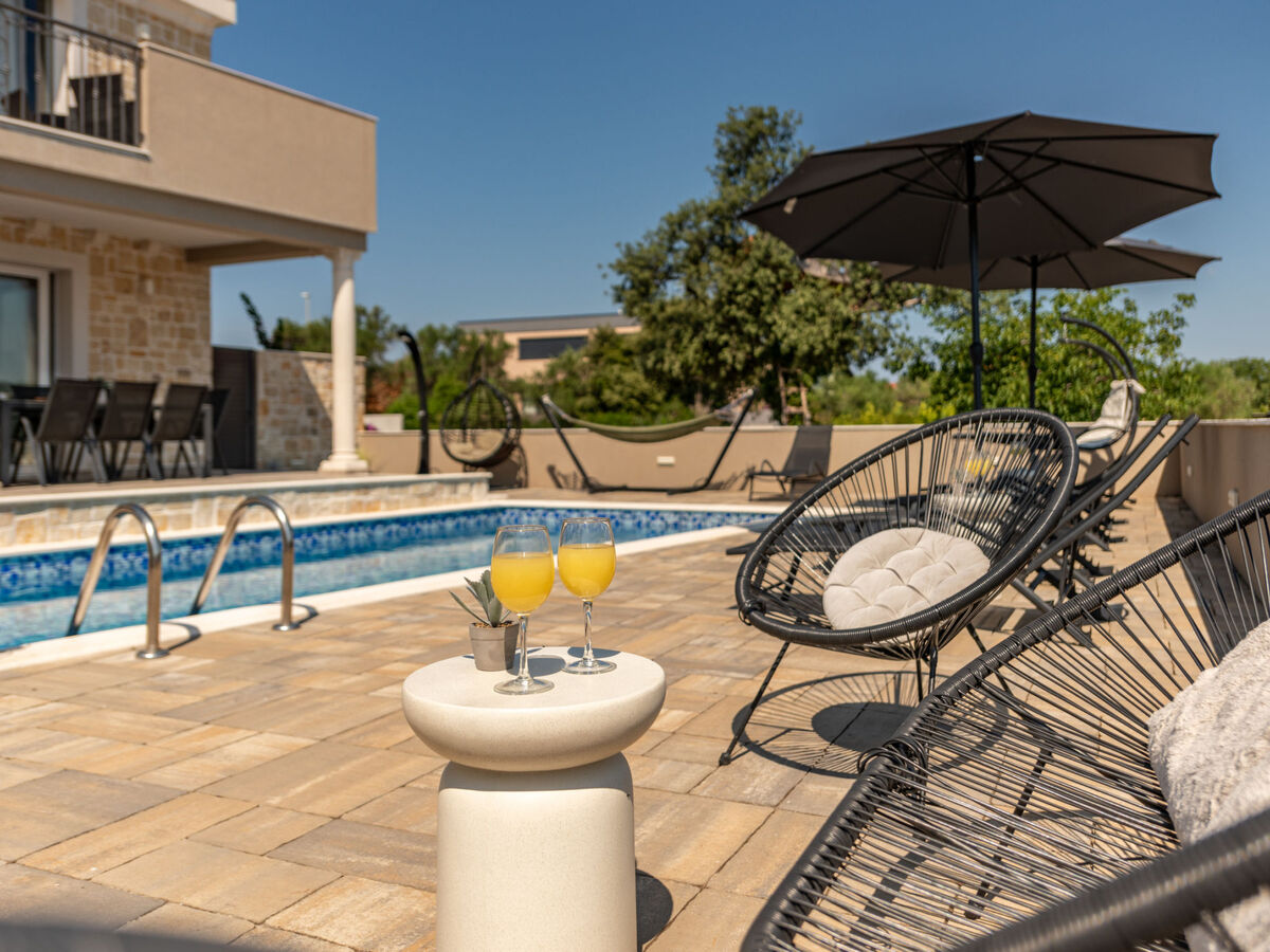 Maison Solea avec piscine privée pour 14 à Bibinje - Photo 26