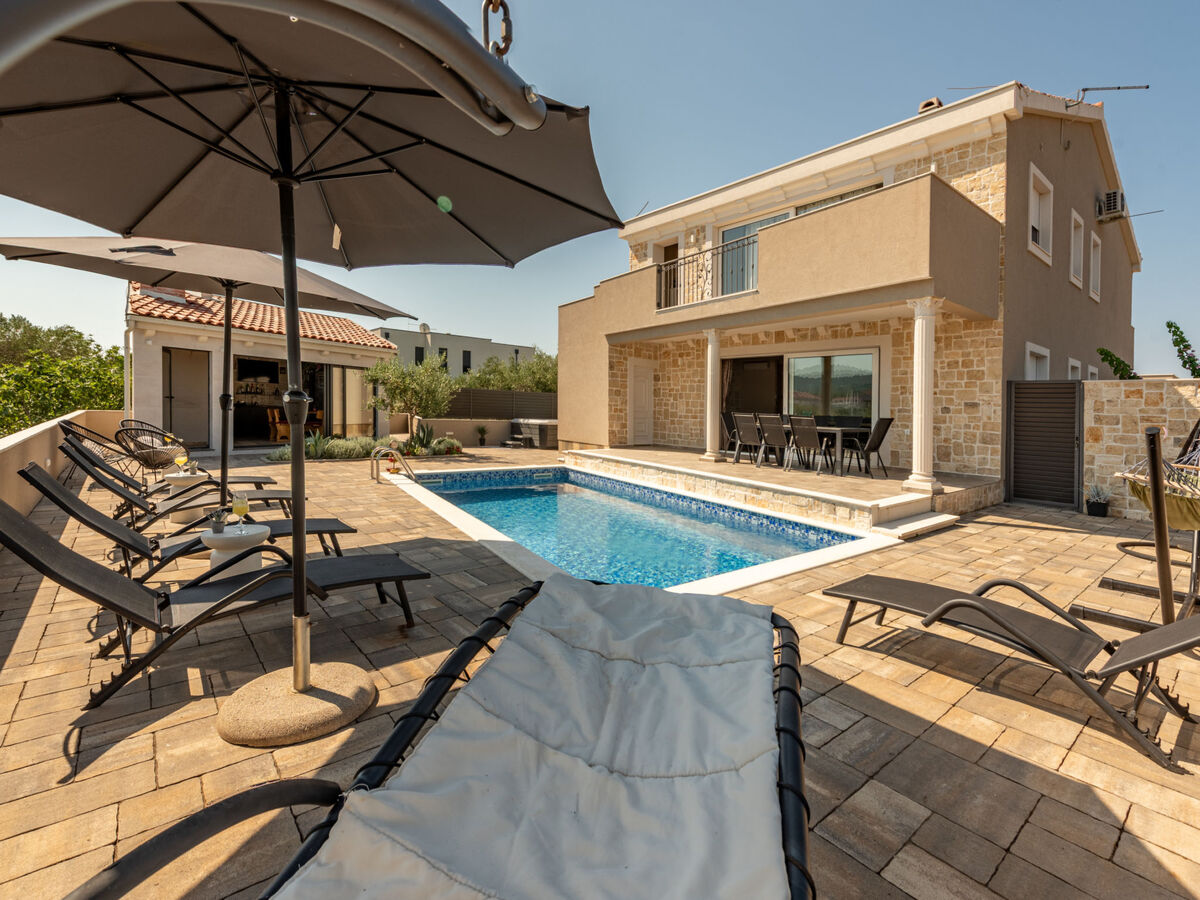 Maison Solea avec piscine privée pour 14 à Bibinje - Photo 27
