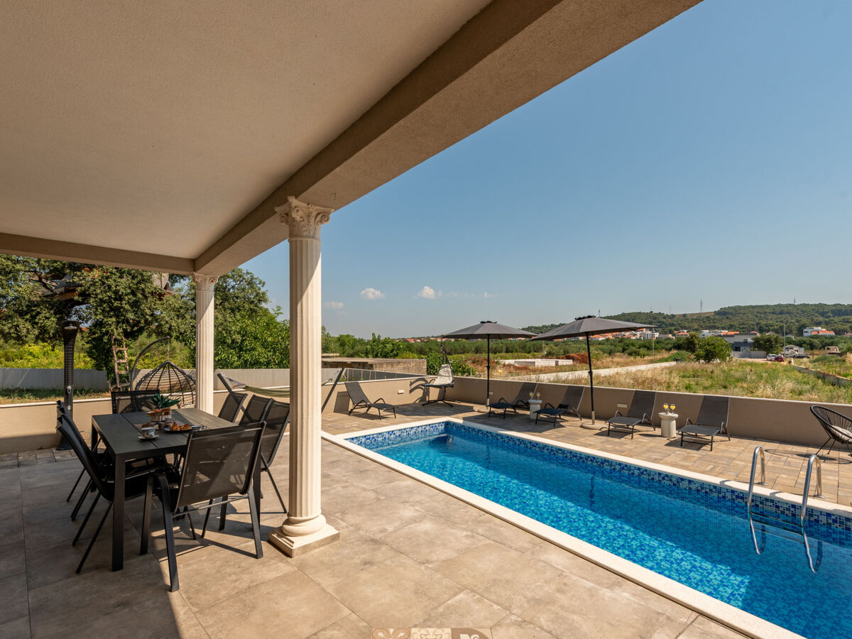 Maison Solea avec piscine privée pour 14 à Bibinje - Photo 28