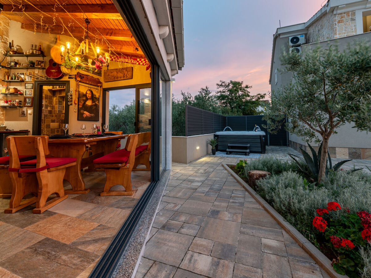 Maison Solea avec piscine privée pour 14 à Bibinje - Photo 43