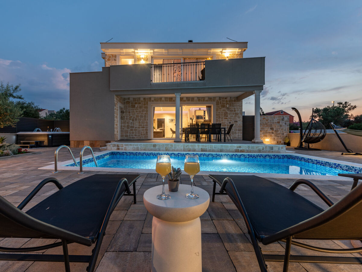 Maison Solea avec piscine privée pour 14 à Bibinje - Photo 48