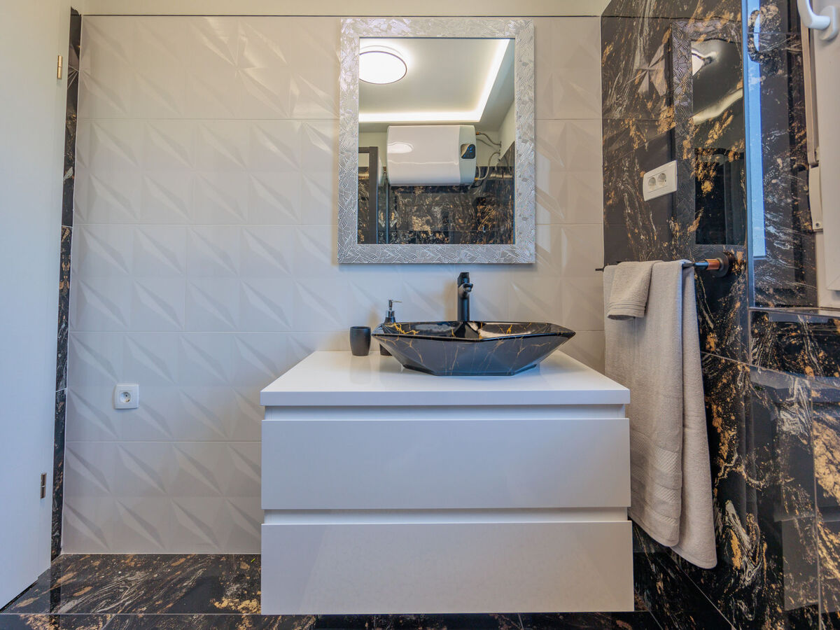 Maison Solea avec piscine privée pour 14 à Bibinje - Photo 92