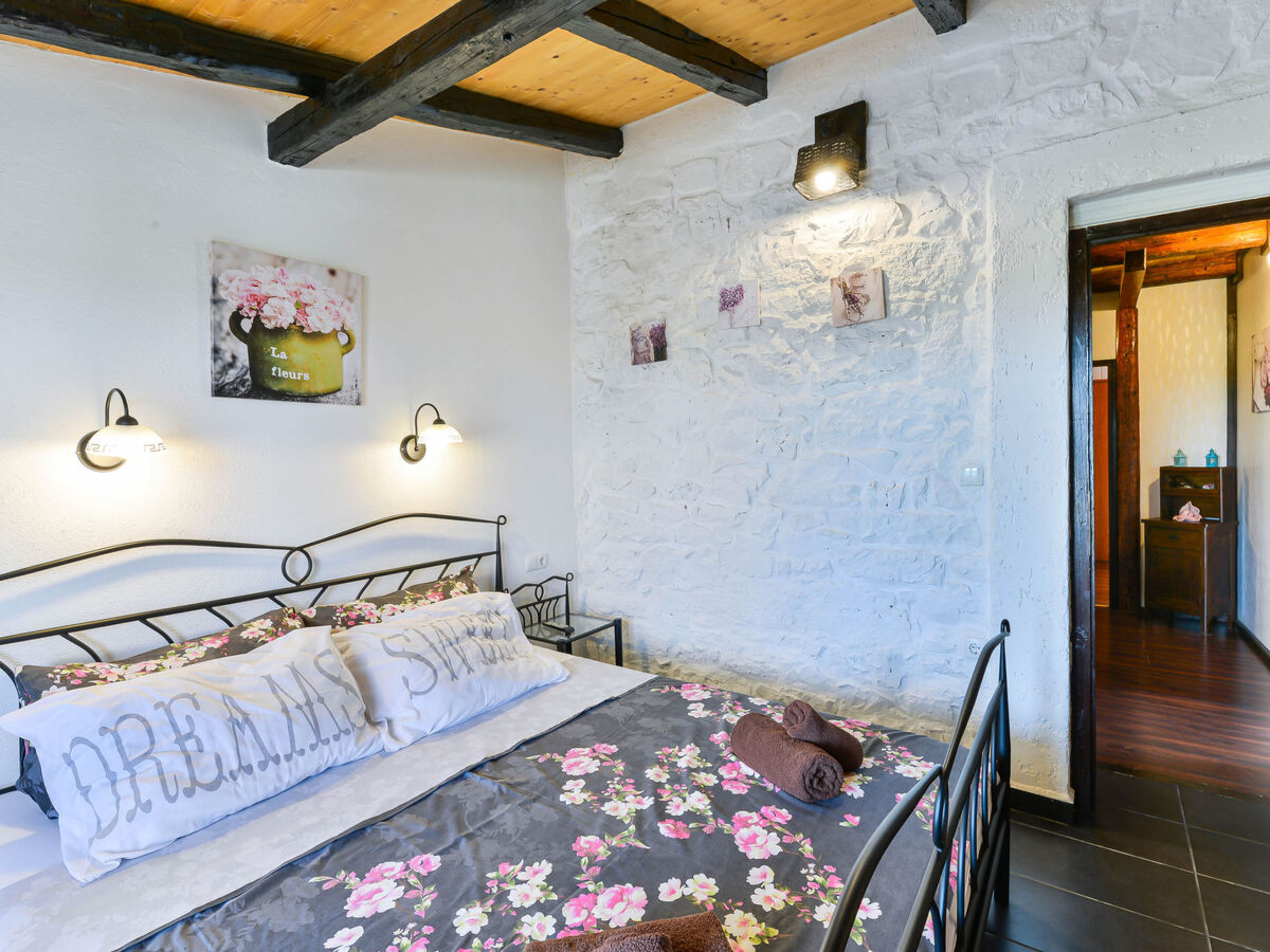 Stone Villa Mia avec piscine privée à Debeljak - Photo 25