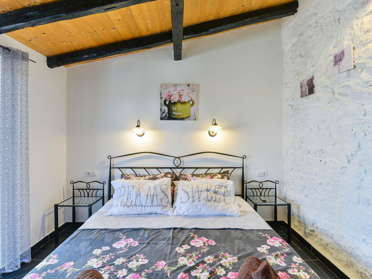 Stone Villa Mia avec piscine privée à Debeljak - Photo 26