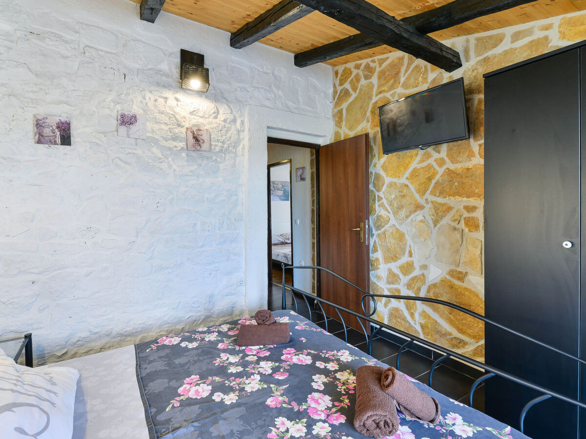 Stone Villa Mia avec piscine privée à Debeljak - Photo 27