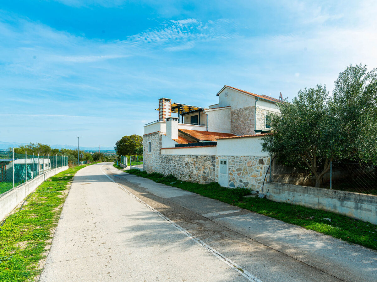 Stone Villa Mia avec piscine privée à Debeljak - Photo 39