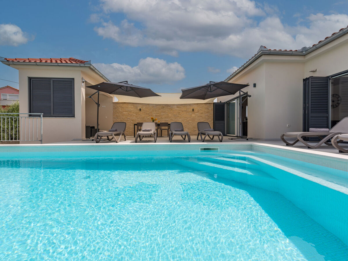 Villa Paloma à Debeljak – Maison 3 chambres avec piscine chauffée - Photo 4