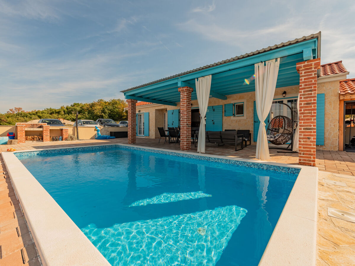 Villa Jurenda avec piscine chauffée à Debeljak - Photo 3