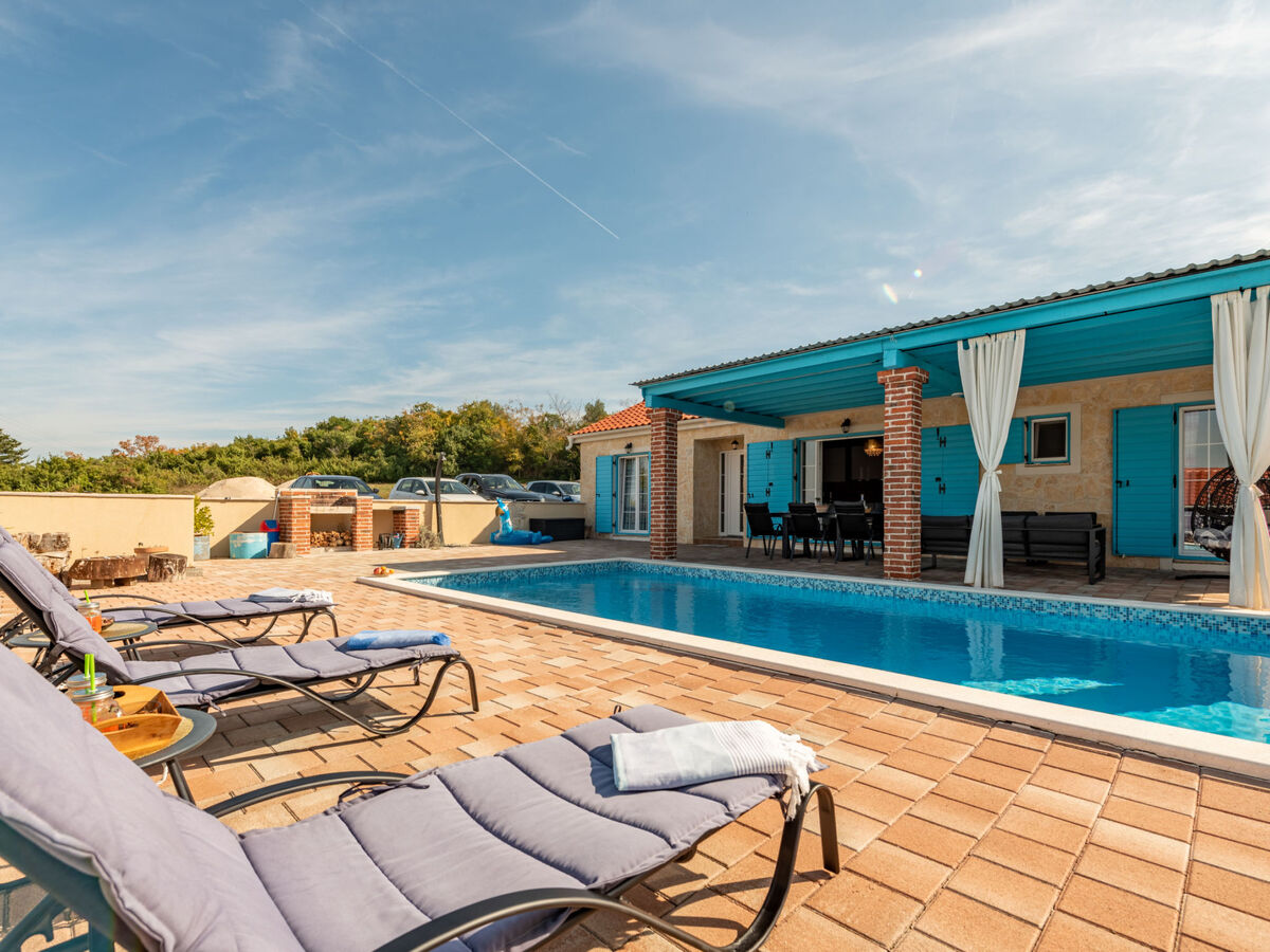 Villa Jurenda avec piscine chauffée à Debeljak - Photo 4
