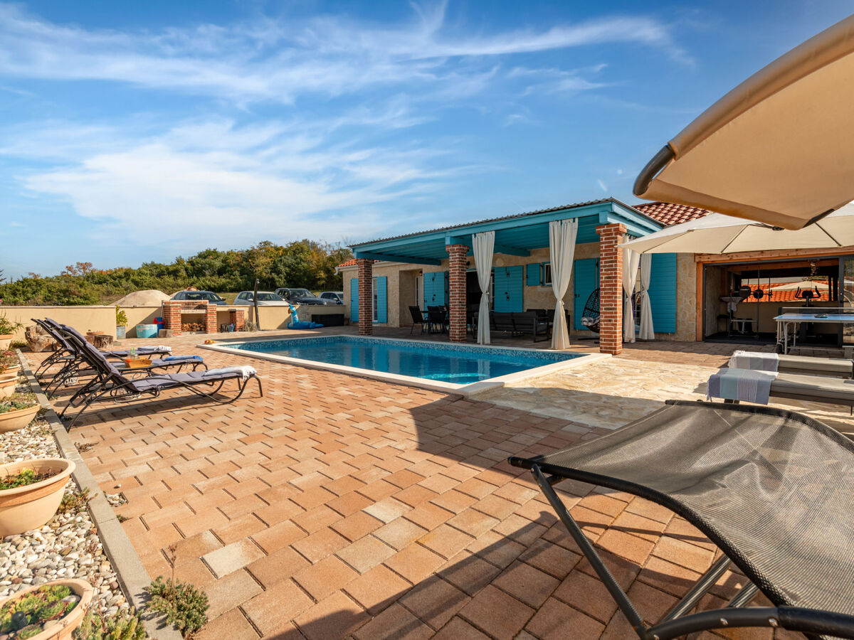 Villa Jurenda avec piscine chauffée à Debeljak - Photo 5