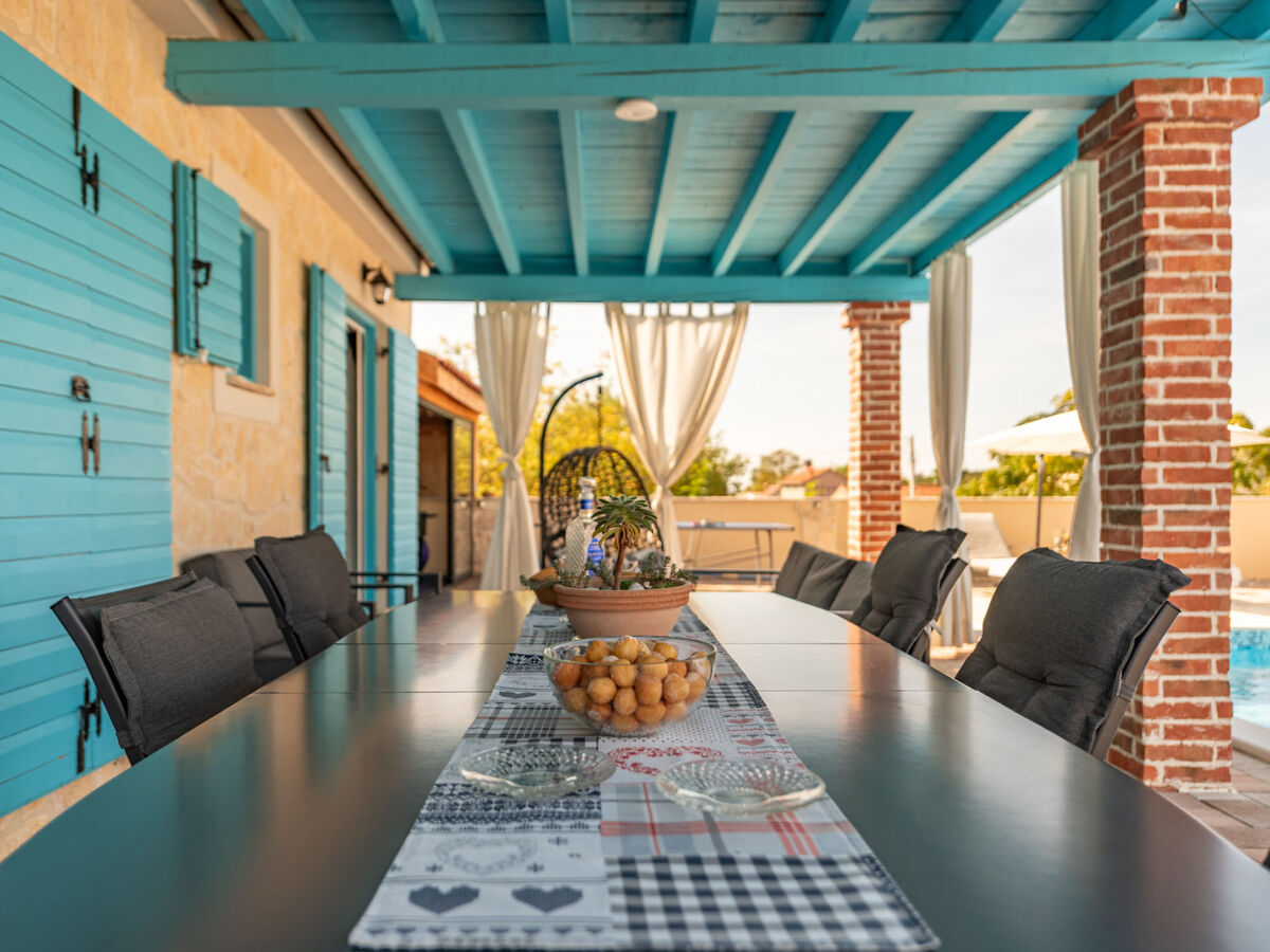 Villa Jurenda avec piscine chauffée à Debeljak - Photo 13
