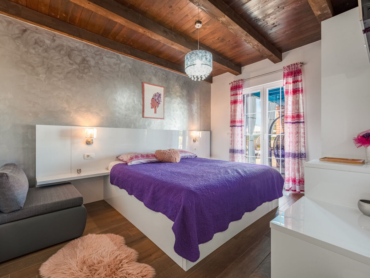 Villa Jurenda avec piscine chauffée à Debeljak - Photo 41