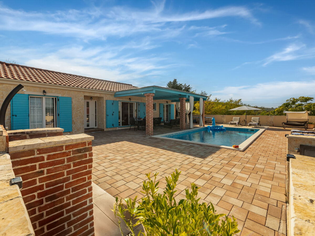 Villa Jurenda avec piscine chauffée à Debeljak - Photo 60