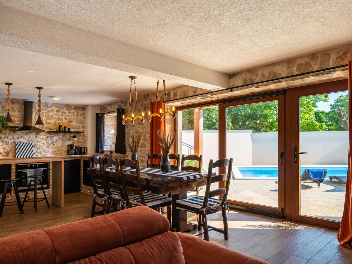 Villa Miandri, 10 pers., piscine chauffée à Debeljak - Photo 18