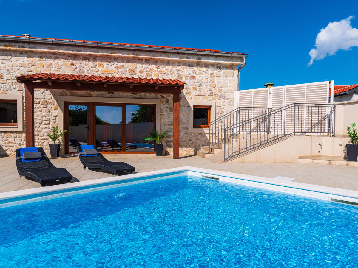 Villa Miandri, 10 pers., piscine chauffée à Debeljak - Photo 54