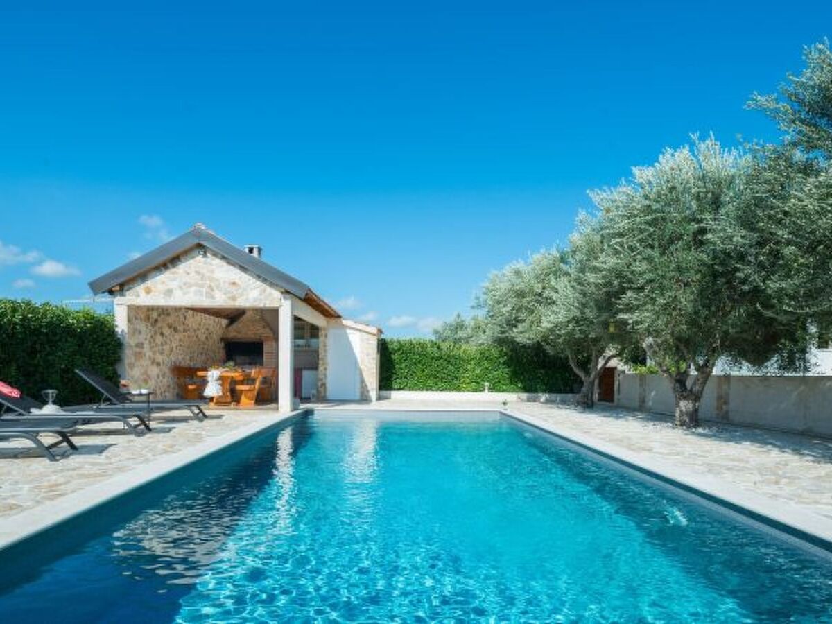 Maison Antonia avec piscine privée à Zemunik - Photo 18
