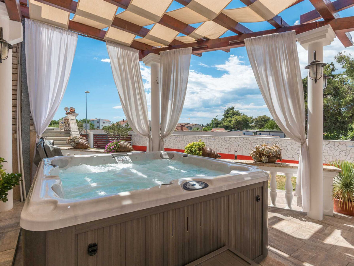 Villa Ancora : 8 chambres, piscine chauffée pour 16 - Photo 4