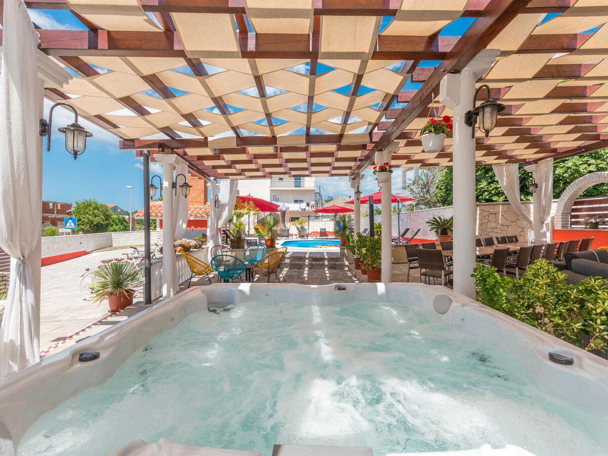 Villa Ancora : 8 chambres, piscine chauffée pour 16 - Photo 5