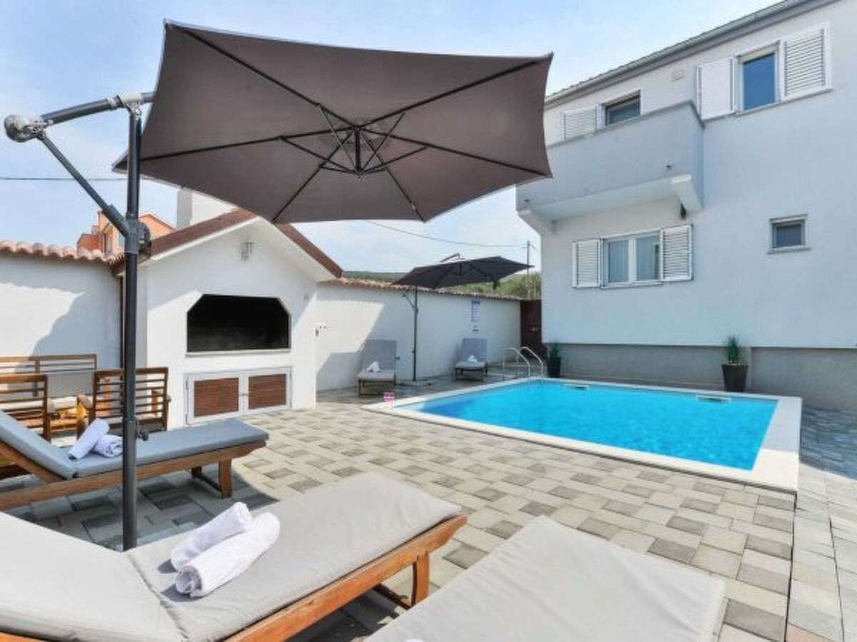 Maison 4 chambres avec piscine privée à Donje Rastane - Photo 28