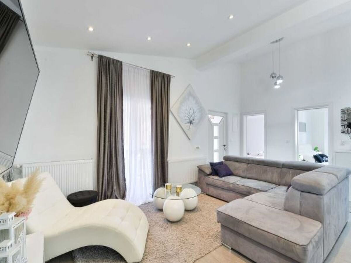 Maison 4 chambres avec piscine privée à Donje Rastane - Photo 33