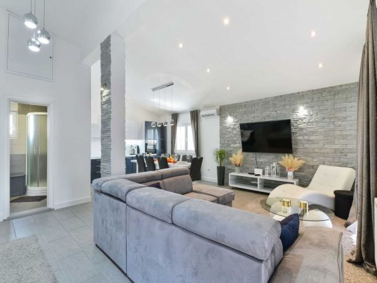 Maison 4 chambres avec piscine privée à Donje Rastane - Photo 34