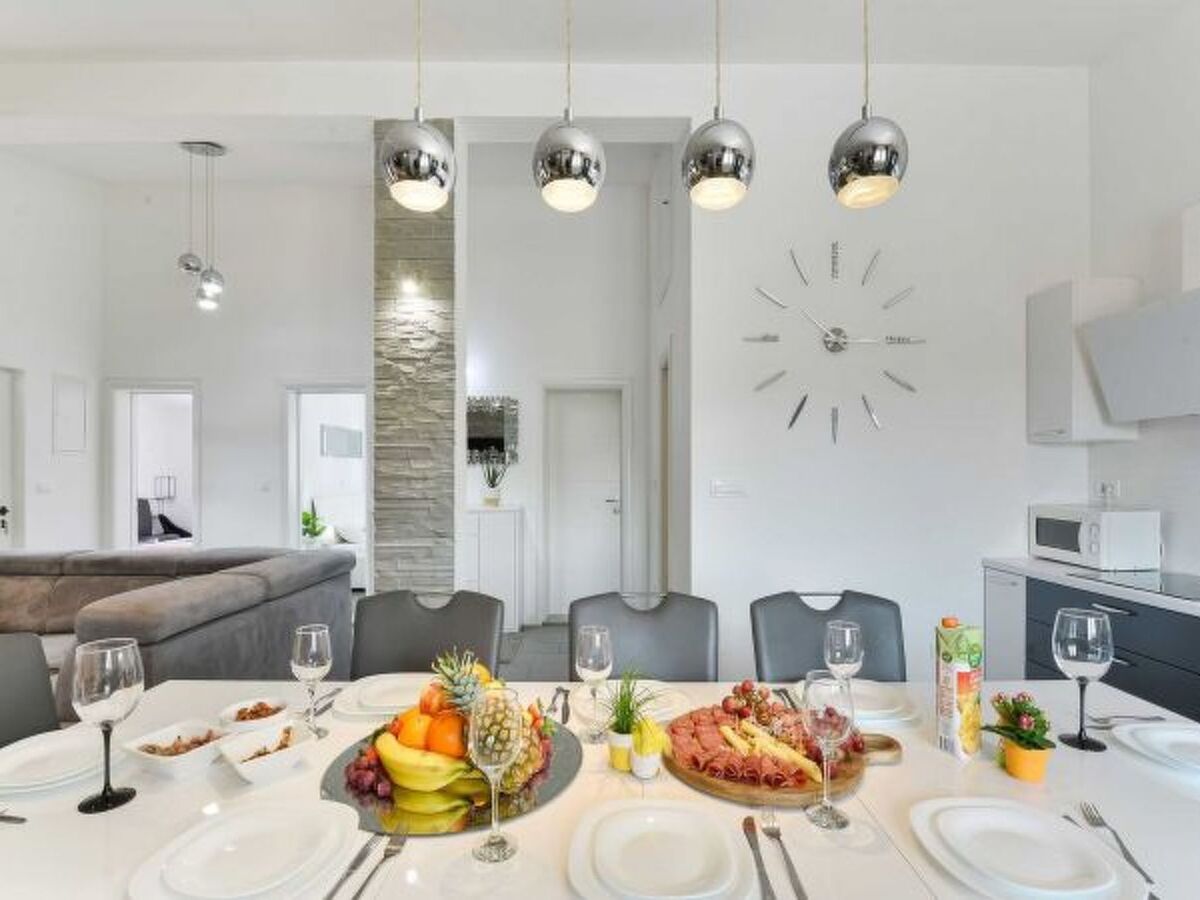 Maison 4 chambres avec piscine privée à Donje Rastane - Photo 39