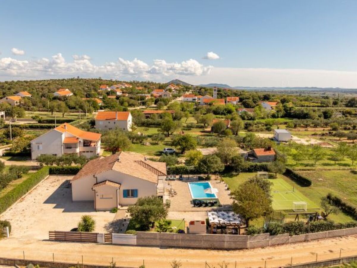 Casa Kamber avec piscine privée à Polača - Photo 24