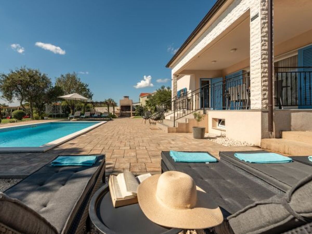 Casa Kamber avec piscine privée à Polača - Photo 47