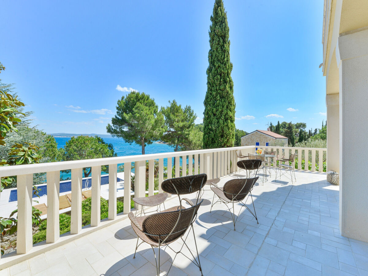 Villa Mediterranea en front de plage à Kukljica, 4 chambres - Photo 5