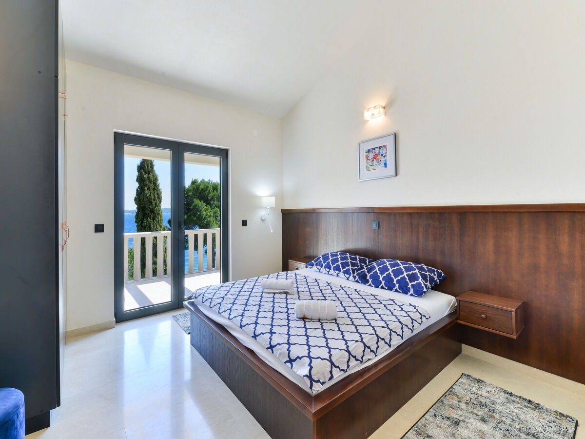Villa Mediterranea en front de plage à Kukljica, 4 chambres - Photo 26