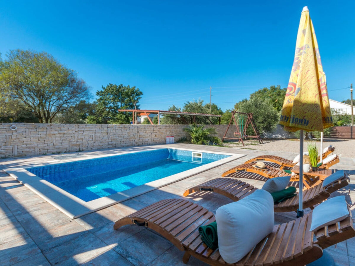 Maison Ema avec piscine privée à Biograd - Photo 5