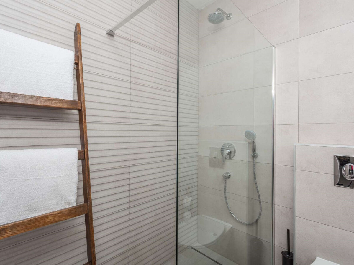 Villa Royal with heated pool à Biograd na Moru - Photo 53