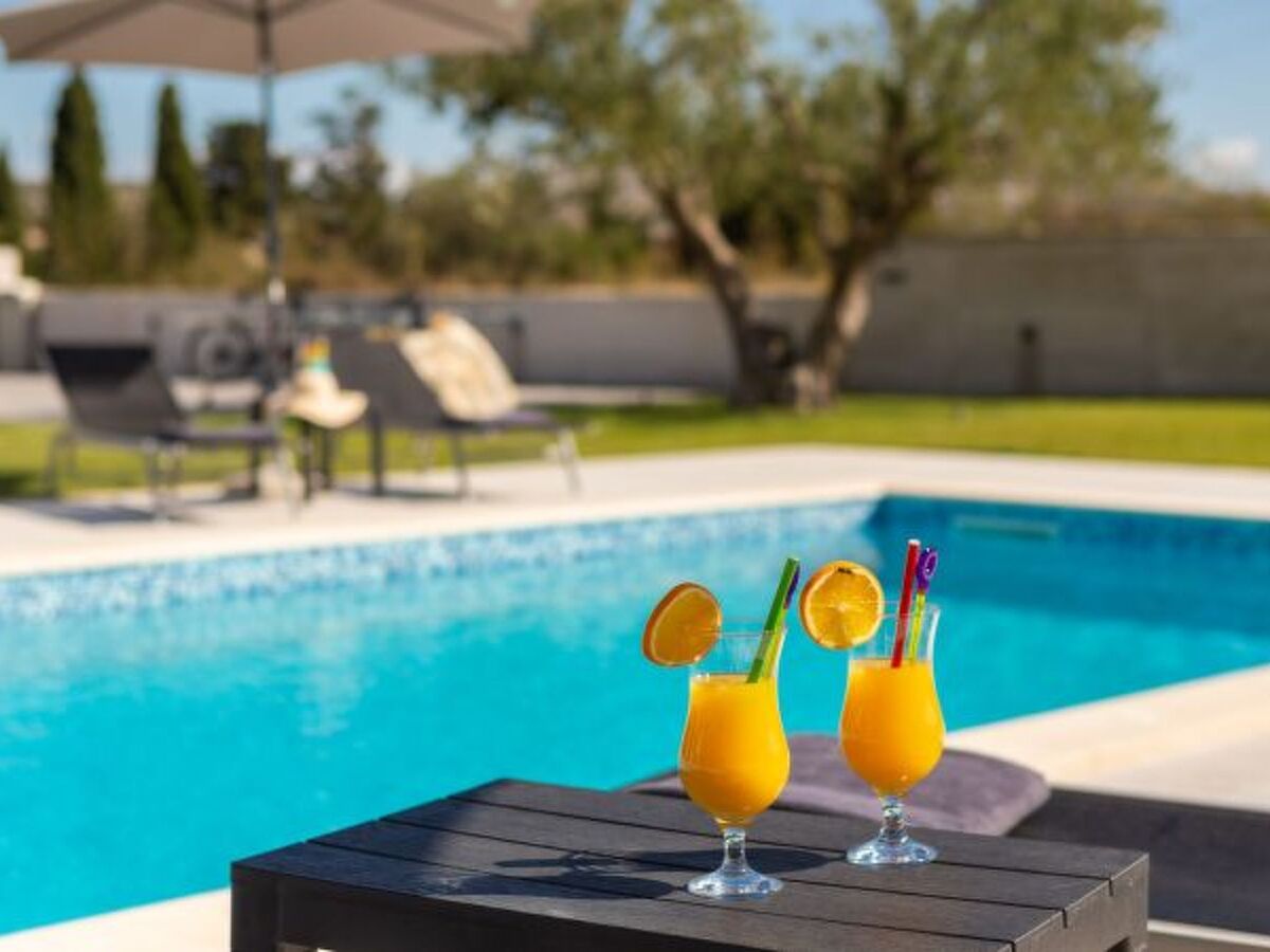Villa Lacus avec piscine privée et vue sur le lac - Photo 6