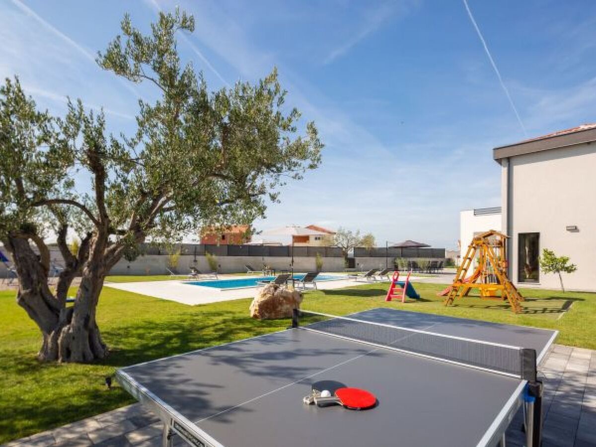 Villa Lacus avec piscine privée et vue sur le lac - Photo 26