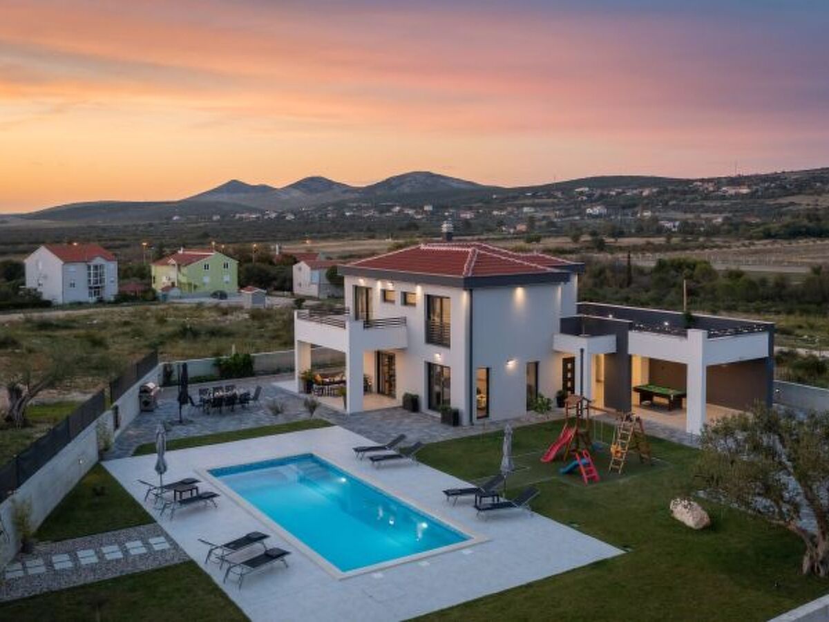 Villa Lacus avec piscine privée et vue sur le lac - Photo 28