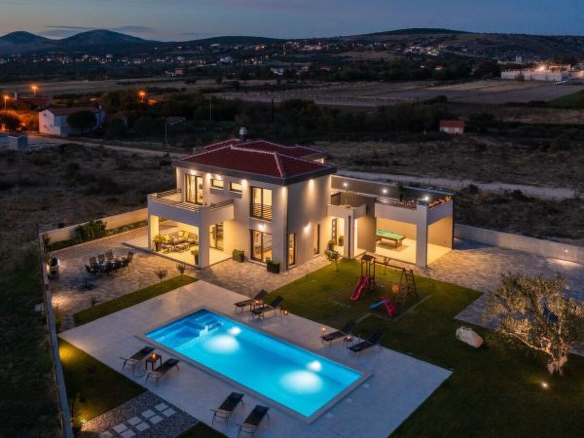 Villa Lacus avec piscine privée et vue sur le lac - Photo 29