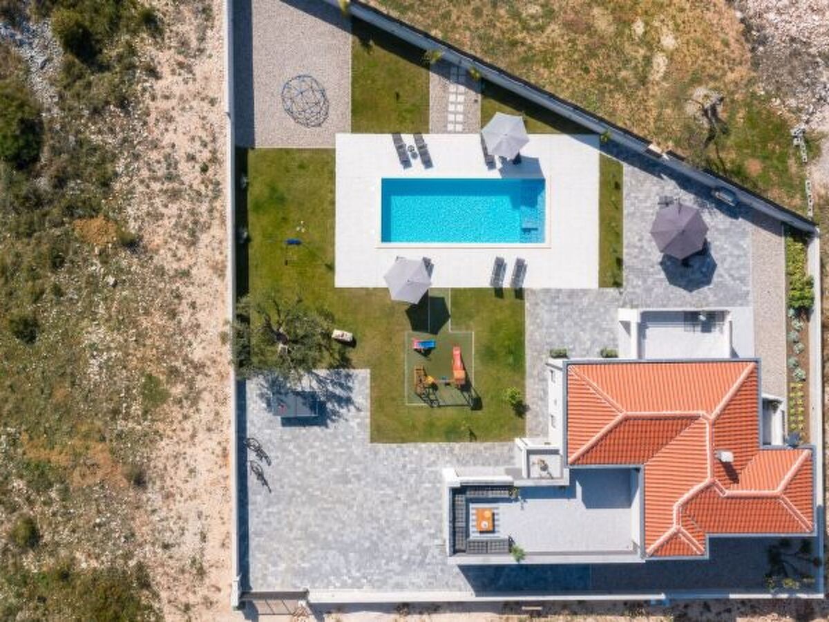 Villa Lacus avec piscine privée et vue sur le lac - Photo 37